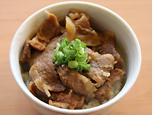 写真：牛丼